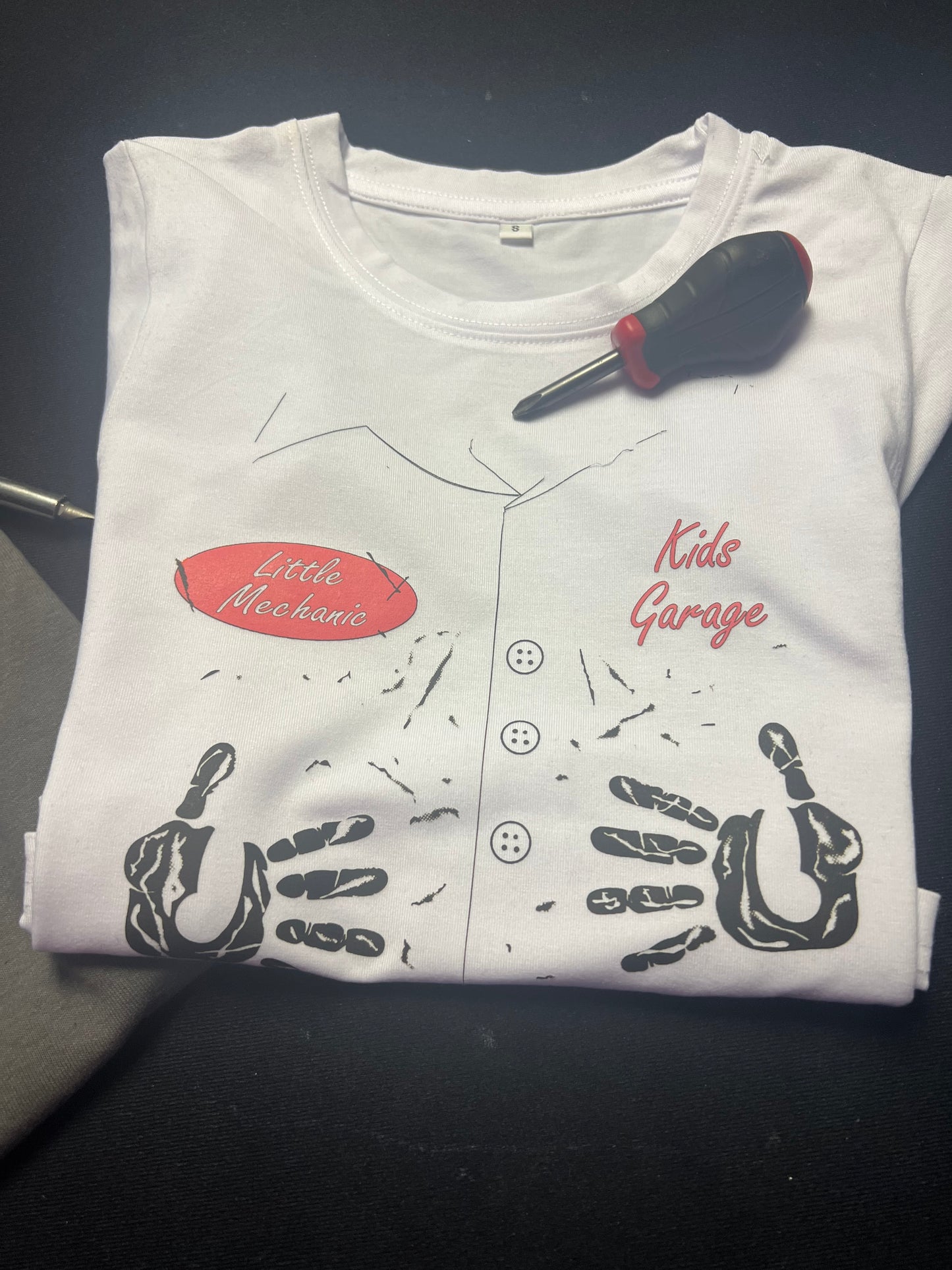 Kids Garage, Kids mechanic Tshirt